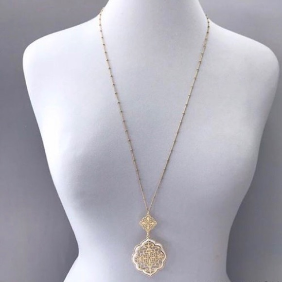 1 Left! Statement Necklace with Filigree Medallion - Picture 2 of 7